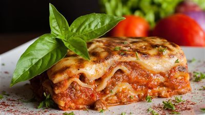 طريقة عمل اللازانيا بمذاق مميز وخطوات بسيطة