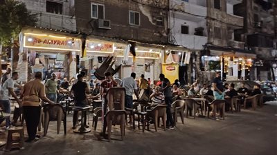 حملات موسعة بالمنتزه أول في الإسكندرية لإزالة تعديات الباعة الجائلين 