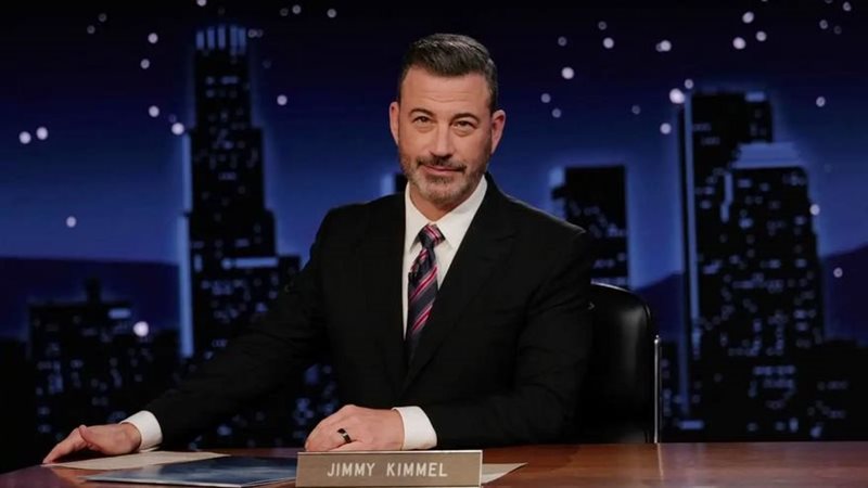 الإعلامي الأمريكي