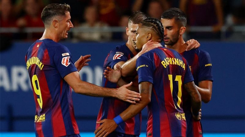 برشلونة الإسباني،
