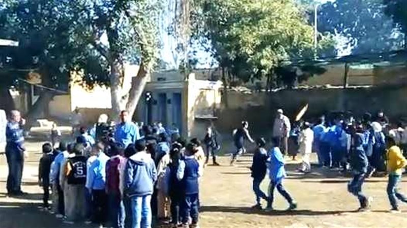 مدرسة بأسوان