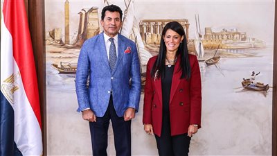 المشاط تستعرض مع وزير الشباب جهود تنفيذ الخطة الاستثمارية لعام 2025/ 2026 