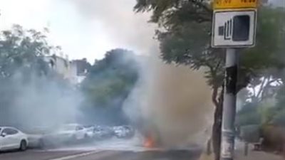 تل أبيب تشتعل، انفجار سيارة وسط المدينة يخلف إصابات (فيديو)