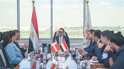 وزير الاستثمار: العلاقات المصرية الدنماركية تحظى بفرص كبيرة للنمو 