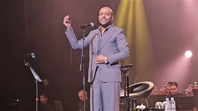 تامر عاشور يغني باللهجة اللبنانية للمرة الأولى 
