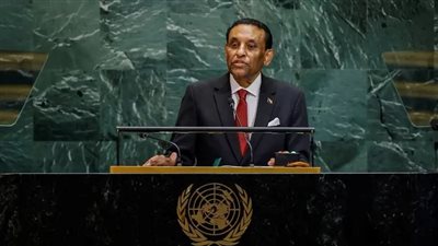 رئيس وزراء السودان: سيادتنا خط أحمر وندعو إلى تصنيف 