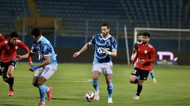 بيراميدز، فيتو