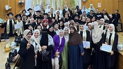 تخرج دفعة جديدة من مدارس التمريض في الإسماعيلية (صور) 