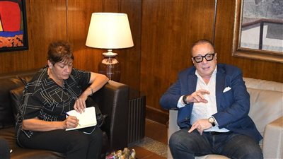 في يوبيلها الذهبي، جامعة حلوان توثق مسيرتها بأول كتاب وأغنية تعبر عن ريادتها