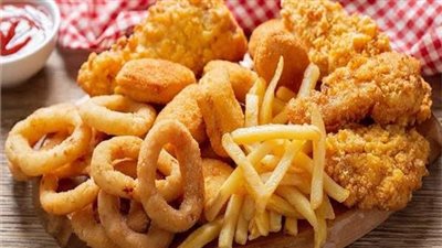 مخاطر تقديم المقليات في لانش بوكس المدرسة يوميا