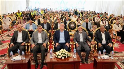 وزير البترول ومحافظ الإسكندرية يفتتحان مشروع تطوير قرى كنج مريوط 