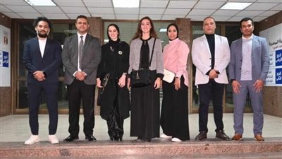 الريشة الطائرة، اجتماع ساخن بين اللاعبين يشعل خلافات داخل المجلس