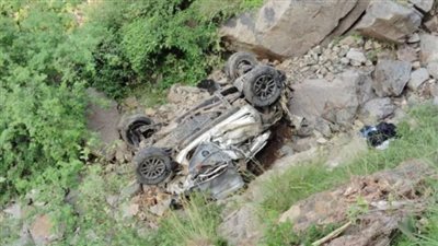 إصابة 10 أشخاص في انقلاب سيارة داخل أراضٍ زراعية بالفيوم