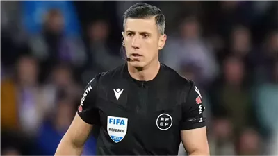 مطلعش مونيز، من هو سيزار جرادو حكم قمة الأهلي والزمالك؟