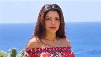 بلدكم بالنسبة لي مش موجود، صابرين النجيلي ترفض عرضا إسرائيليا لتحويل أغنيتها للعبرية