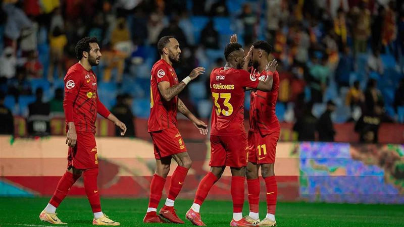 القادسية، فيتو 