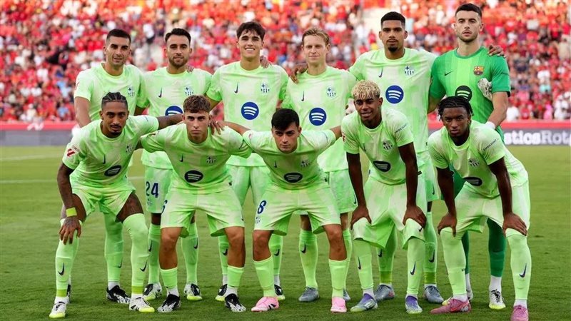 برشلونة 