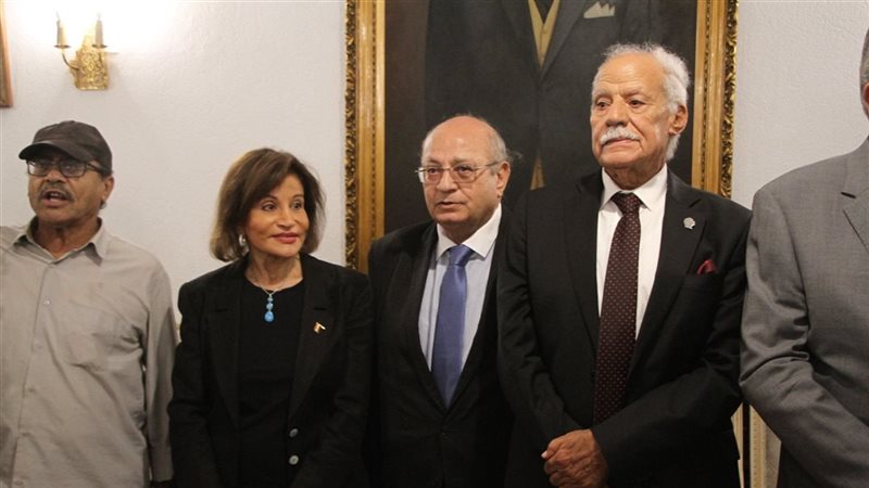 الدكتور محمد أبو