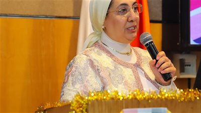 كلية الطب جامعة الإسكندرية تحتفل بمرور 20 عامًا على إنشاء الشعبة الفرنسية وتخريج 12 دفعة