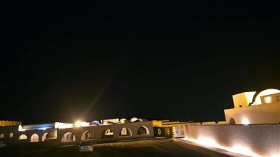 الصوت والضوء والأقصري، باريس تتزين للعيد القومي للوادي الجديد الخميس 