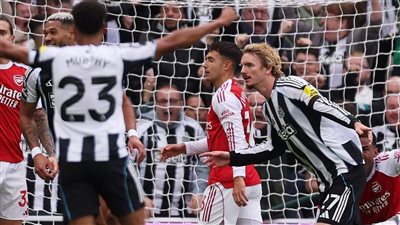 الدوري الإنجليزي، نيوكاسل يتقدم على آرسنال 1-0 في الشوط الأول (صور)