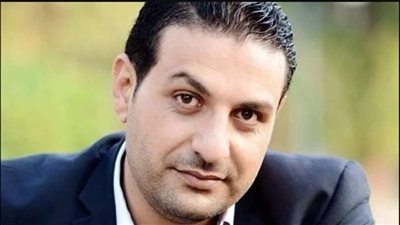 حمادة بركات يعود من الولايات المتحدة الامريكية لإقامة عزاء والدته