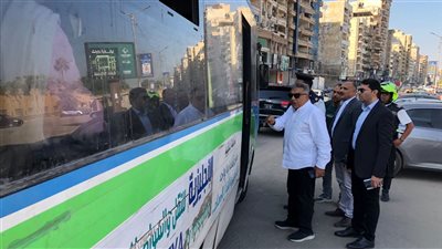 محافظ الدقهلية: سحب تراخيص سيارات السرفيس غير الملتزمة بخطوط السير والنظافة