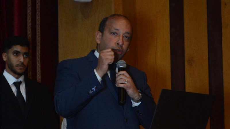 د. حسام صلاح عميد