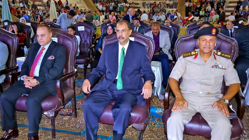 محافظ سوهاج يشهد