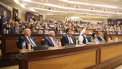 بدء فعاليات المؤتمر العام غير العادي لحزب حماة الوطن لانتخاب رئيس الحزب (صور)