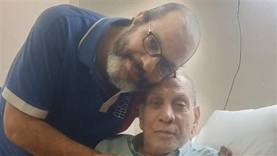 أخبار الفن اليوم: تطور الحالة الصحية لـ منير مكرم بعد نقله إلى المستشفى.. هشام جمال يدعم زوجته ليلى زاهر في العرض الخاص لمسلسل ولد وبنت وشايب