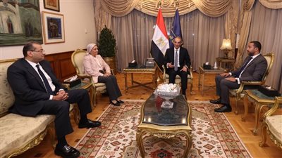 وزير الاتصالات يستقبل الرئيس التنفيذي الجديد للشركة المصرية 