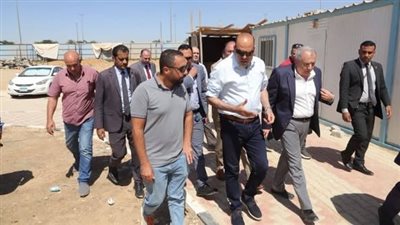 وزير العمل يقود حملة للتفتيش على السلامة المهنية بعدد من مشروعات العاصمة الإدارية 