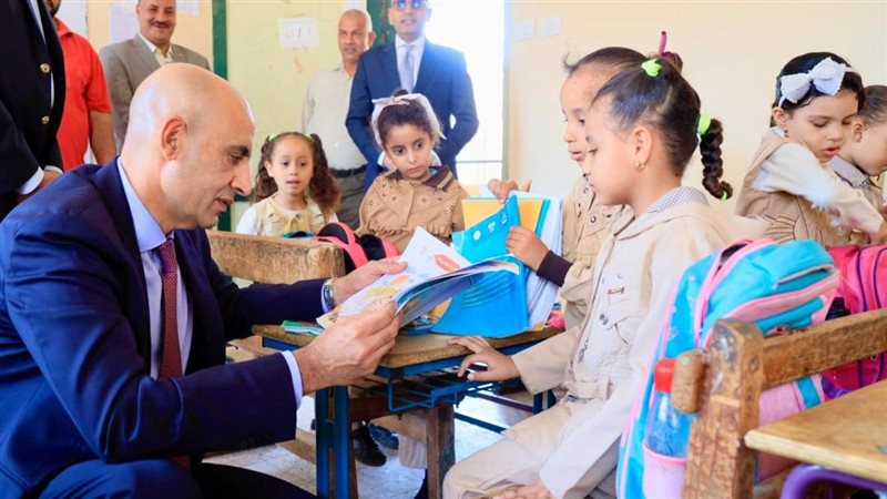 محمد عبد اللطيف وزير