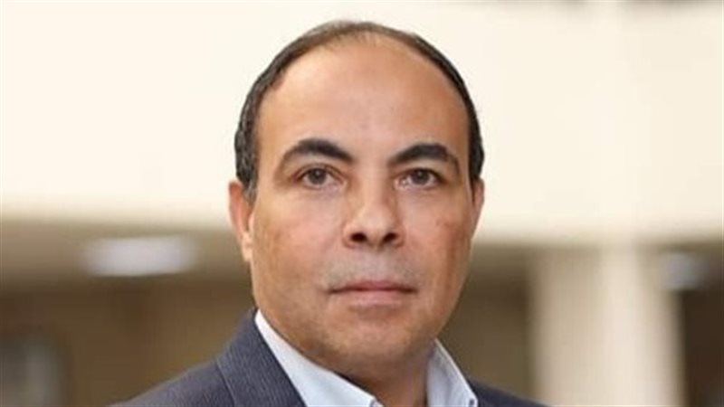 الدكتور علاء عبد