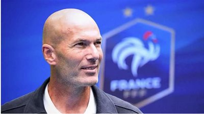 زيدان يرفض تدريب الريال وباريس ومان يونايتد من أجل قيادة هذا الفريق 