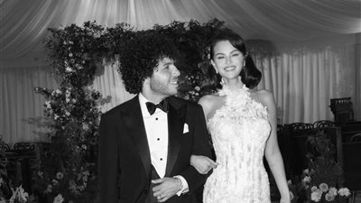 سيلينا جوميز تنشر صورة جديدة من حفل زفافها على بيني بلانكو