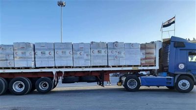 عبور 304 شاحنات مساعدات إماراتية عبر معبر رفح خلال شهر سبتمبر