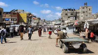 جيش الاحتلال الإسرائيلي يغلق ممرا متاحا للمتجهين شمالا من جنوب غزة