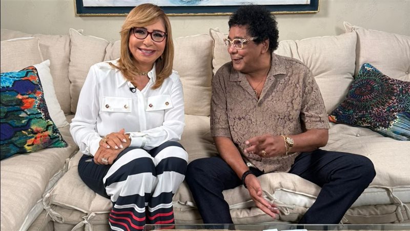 الفنان محمد منير،