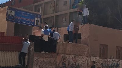 هروب جماعي من مدرسة الباجور الثانوية، وتعليم المنوفية تعد بإعادة الانضباط (صور)