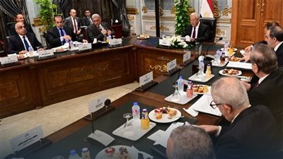 اليوم، أول اجتماع للجنة دراسة اعتراضات الرئيس على مواد 