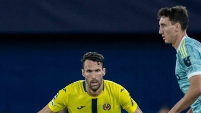 يوفنتوس يفلت من خسارة مذهلة أمام فياريال في دوري أبطال أوروبا