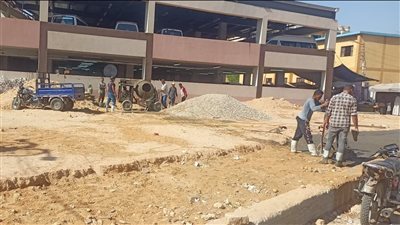 محافظ أسيوط: إنشاء أسواق حضارية تستوعب الباعة الجائلين 