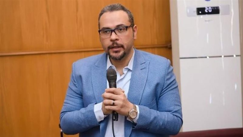 الدكتور أحمد البيلى