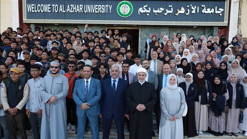 طلاب جامعة الأزهر،