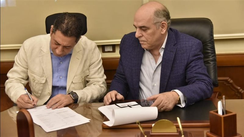 توقيع ميزانية نادي