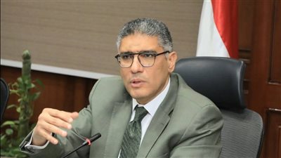 محافظ الجيزة: تطوير أسواق شباب الخريجين واستغلال المحلات غير المشغولة لدعم فرص العمل 