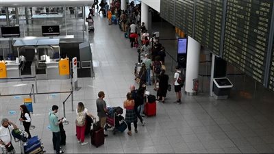 ألمانيا توقف الرحلات الجوية بمطار ميونخ بعد رصد مسيرات