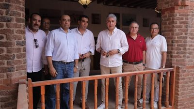 وزير السياحة والآثار يتفقد مشروع إعادة إحياء إسنا التاريخية